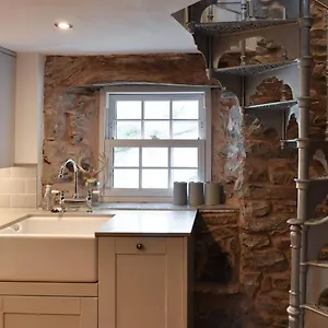 secret-cottage.yorkshirehotels.net/